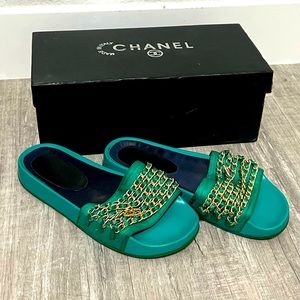 Chanel Sandals size 38 (7)